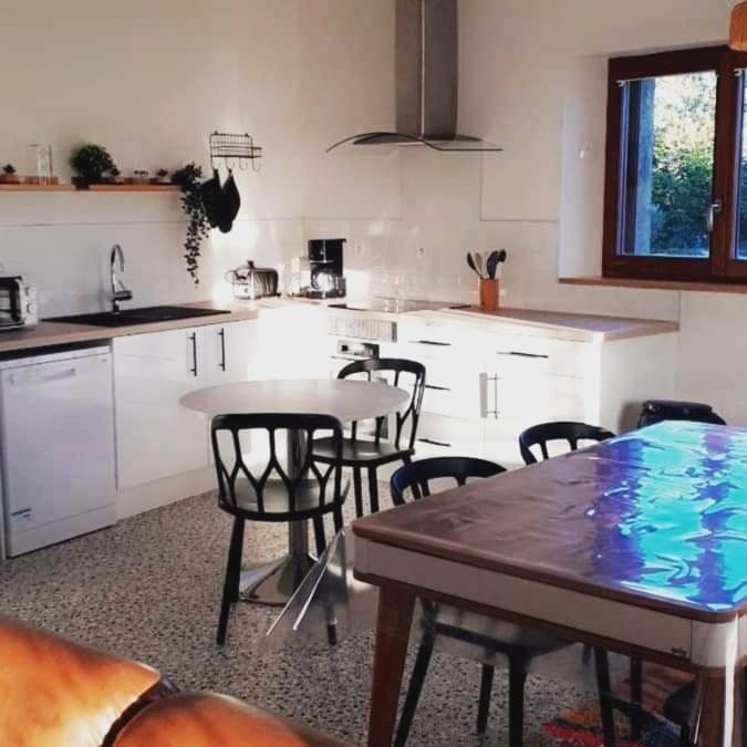 Apartamento Les Verveines Saint-Martin-dʼArdèche Exterior foto